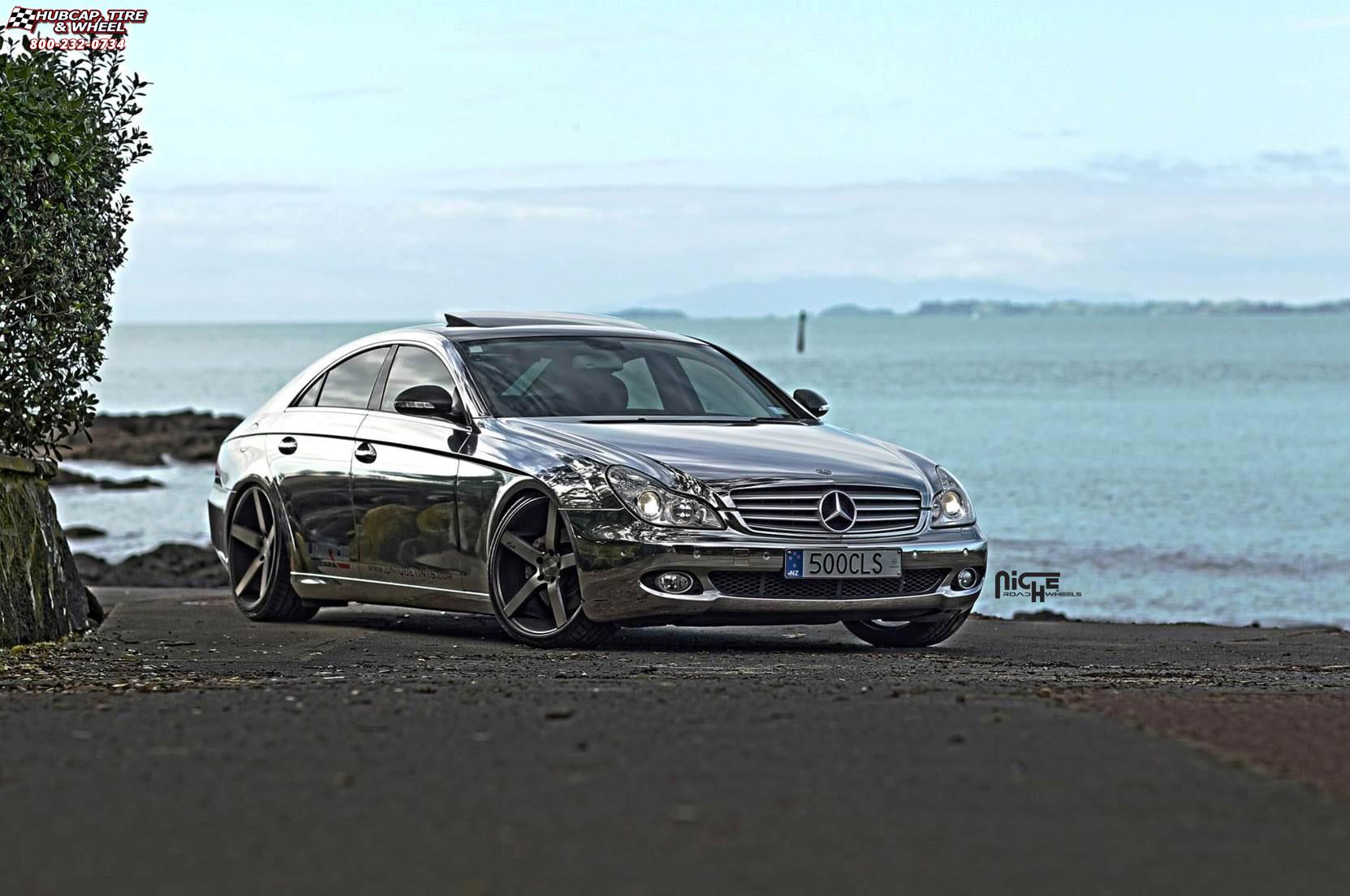 vehicle gallery/mercedes benz cls 500 niche milan m134  Black & Machined with Dark Tint wheels and rims
