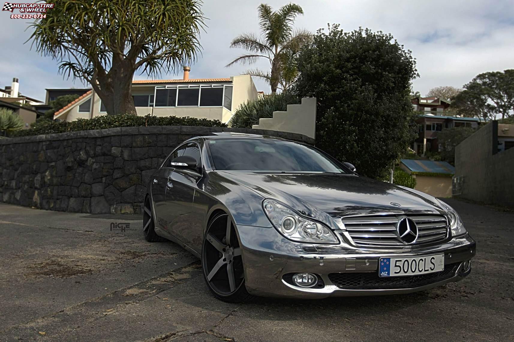 vehicle gallery/mercedes benz cls 500 niche milan m134  Black & Machined with Dark Tint wheels and rims
