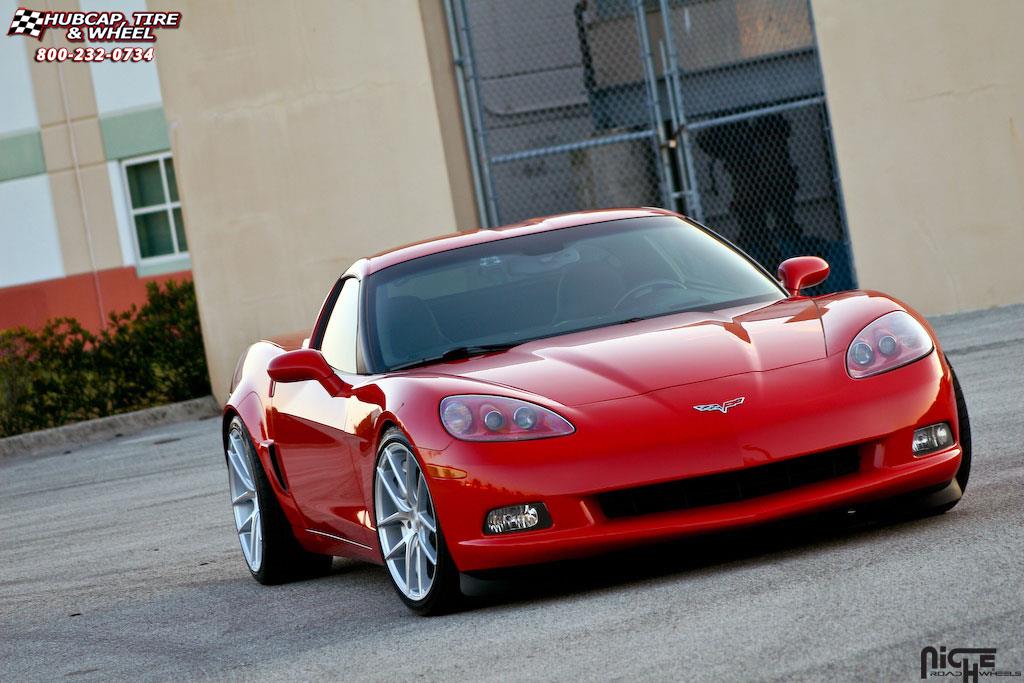 vehicle gallery/chevrolet corvette niche targa m131 19x85  Silver & Machined wheels and rims