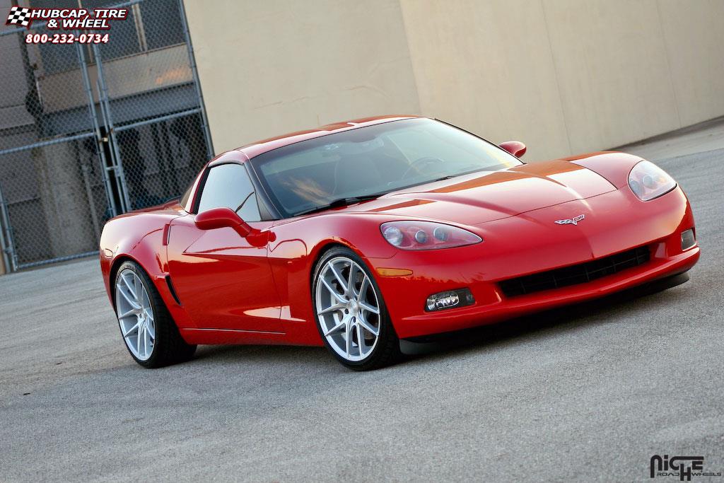 vehicle gallery/chevrolet corvette niche targa m131 19x85  Silver & Machined wheels and rims