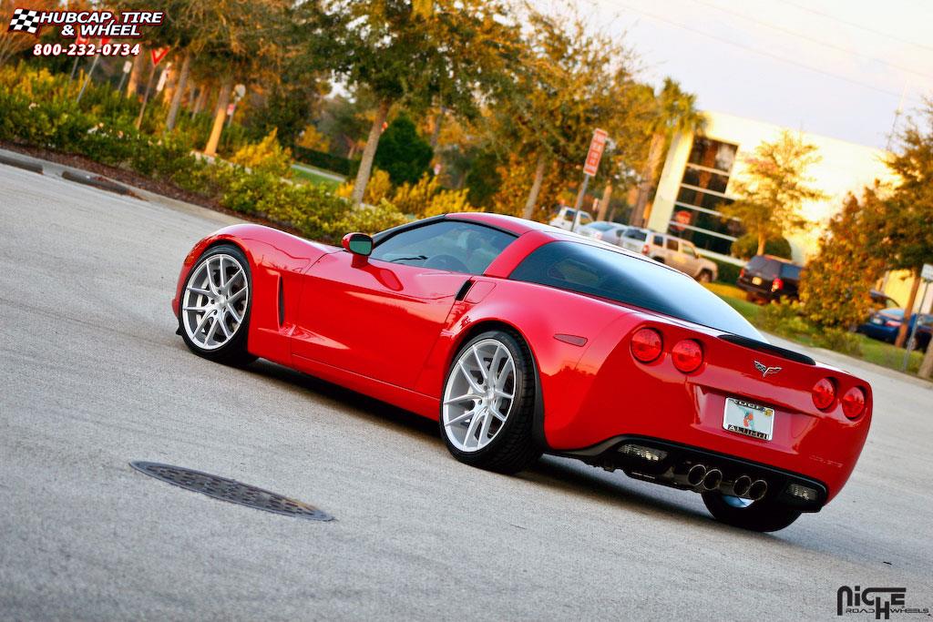 vehicle gallery/chevrolet corvette niche targa m131 19x85  Silver & Machined wheels and rims