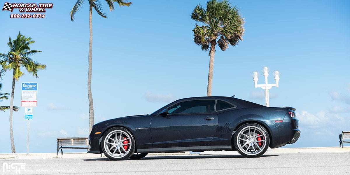 vehicle gallery/chevrolet camaro niche targa m131  Silver & Machined wheels and rims