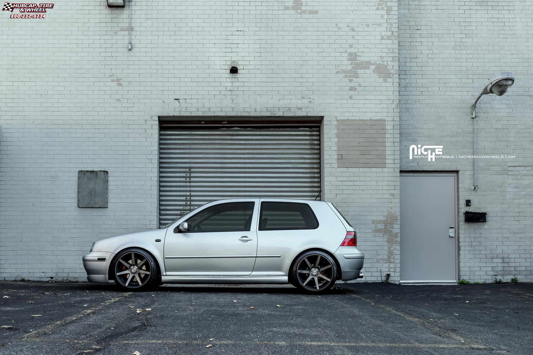 vehicle gallery/volkswagen gti niche verona m150 18x95  Black & Machined with Dark Tint wheels and rims