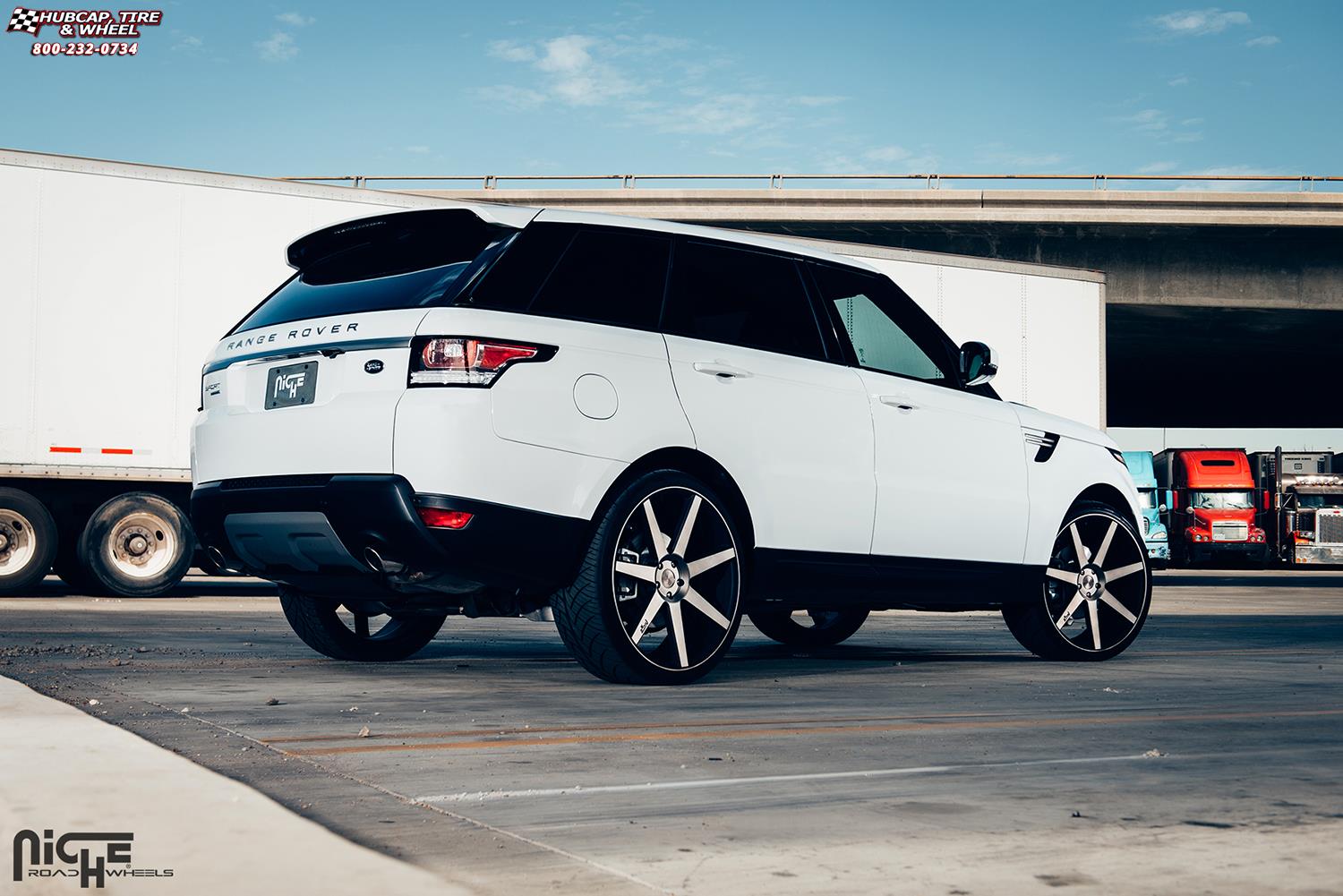 vehicle gallery/land rover range rover sport niche verona m150 24x10 Black & Machined with Dark Tint wheels and rims