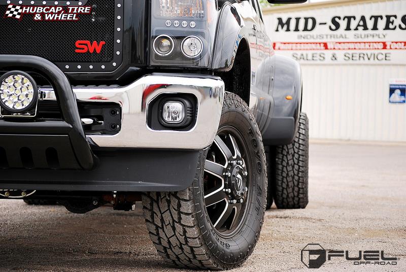 vehicle gallery/ford f 350 fuel maverick dually rear d538 0X0  Black & Milled wheels and rims