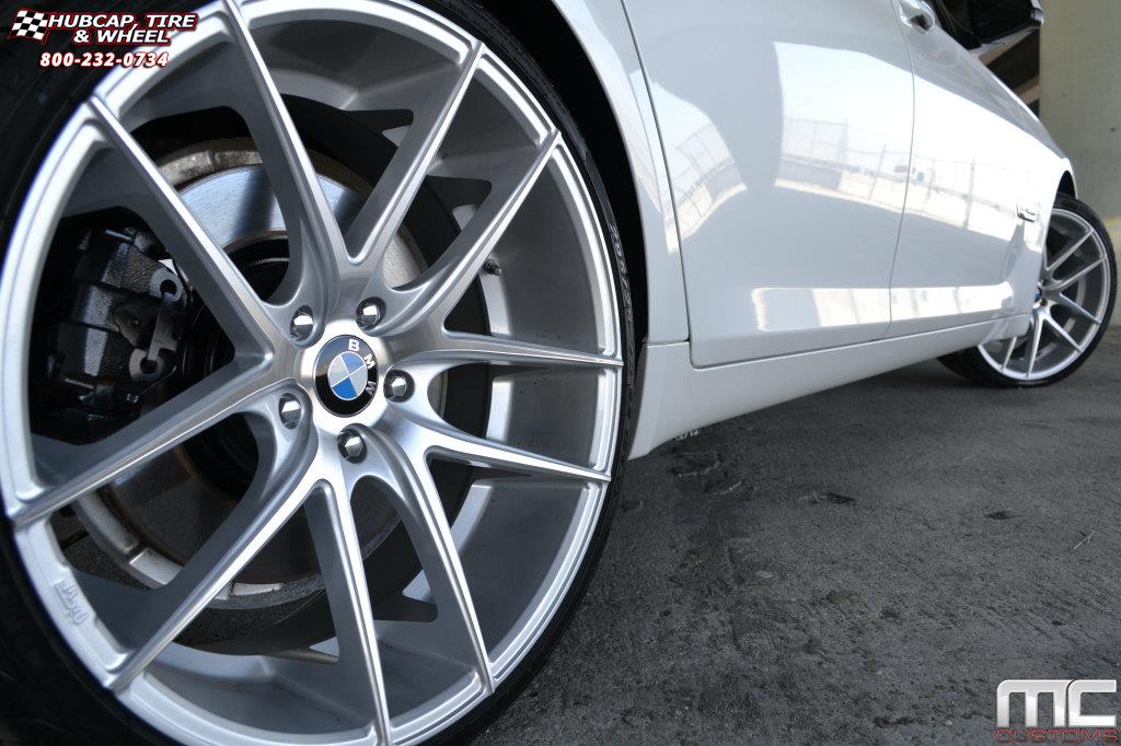 vehicle gallery/bmw 750i niche targa m131 22x9 Silver & Machined wheels and rims