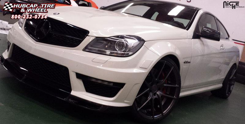  Mercedes-Benz C63