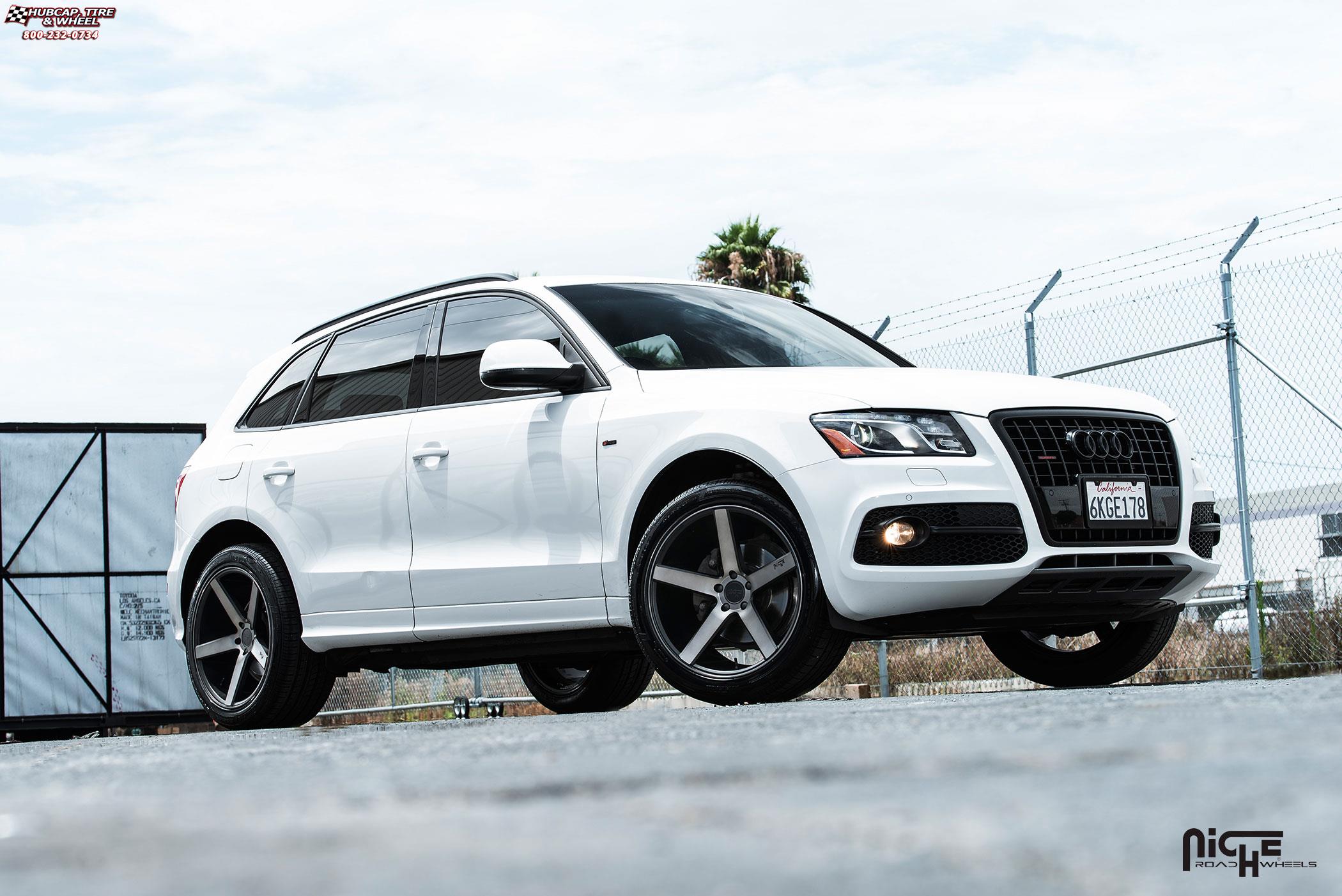 vehicle gallery/audi q5 niche milan m134  Black & Machined with Dark Tint wheels and rims