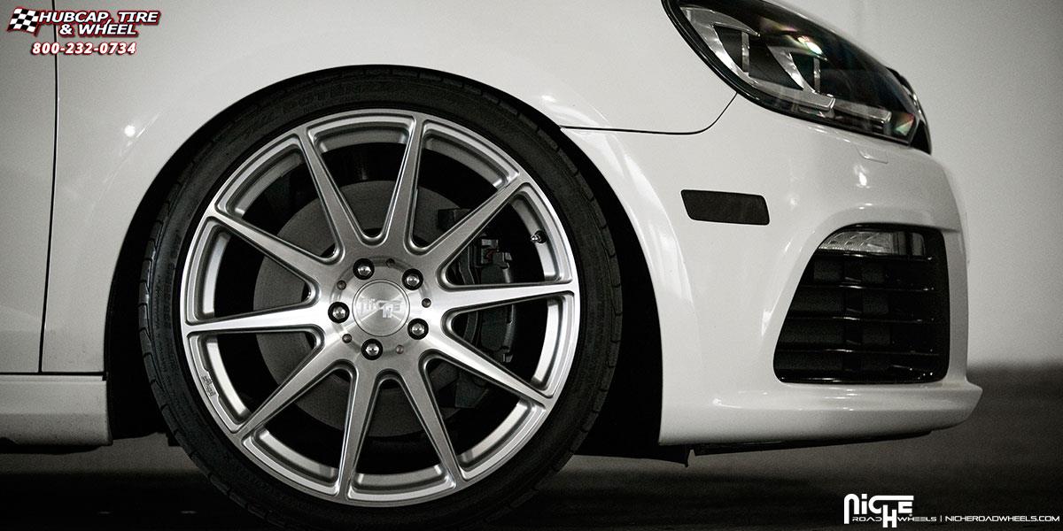 vehicle gallery/volkswagen golf niche essen m146 19x85  Silver & Machined wheels and rims