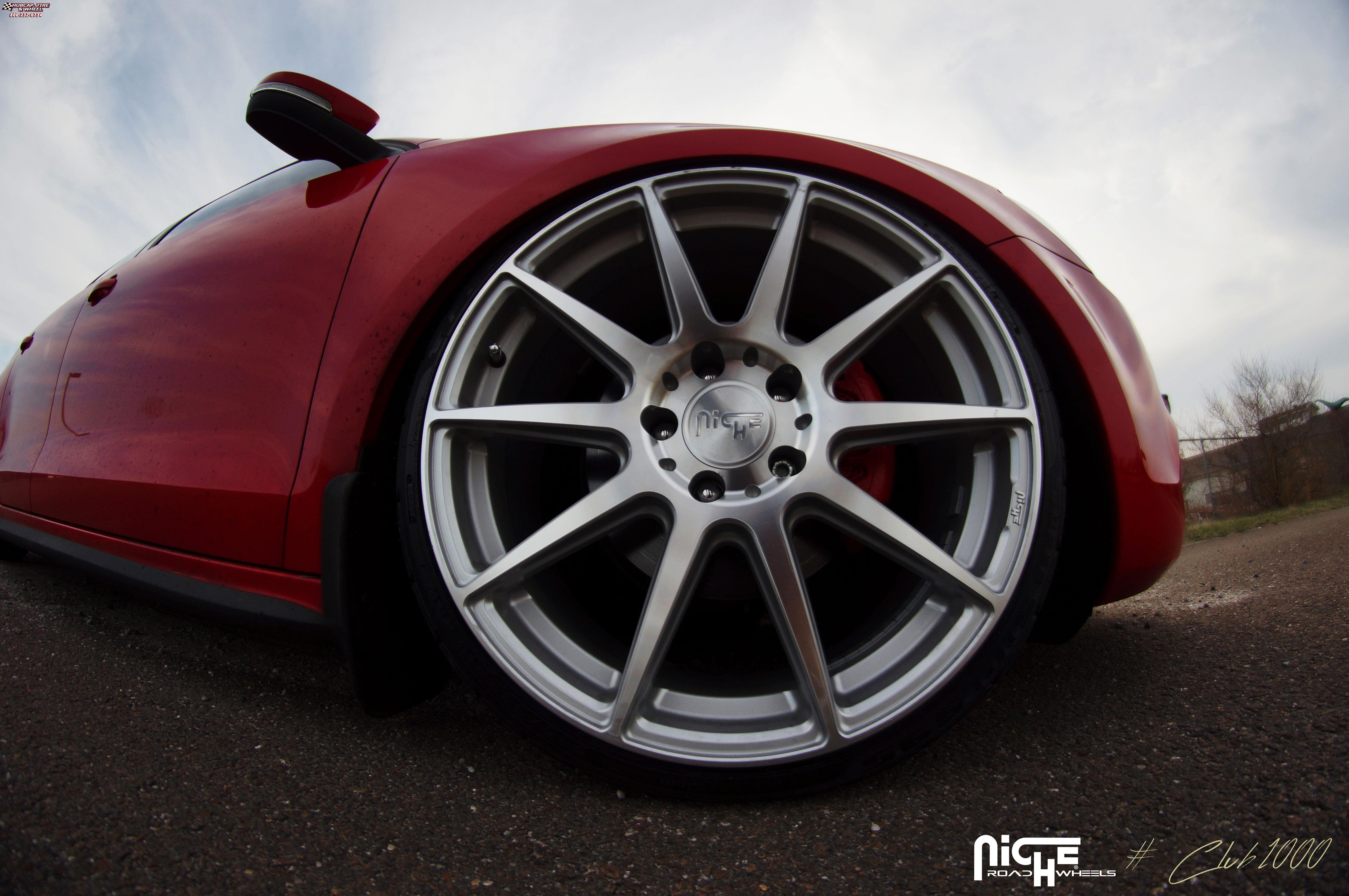 vehicle gallery/volkswagen jetta niche essen m146 19x85  Silver & Machined wheels and rims