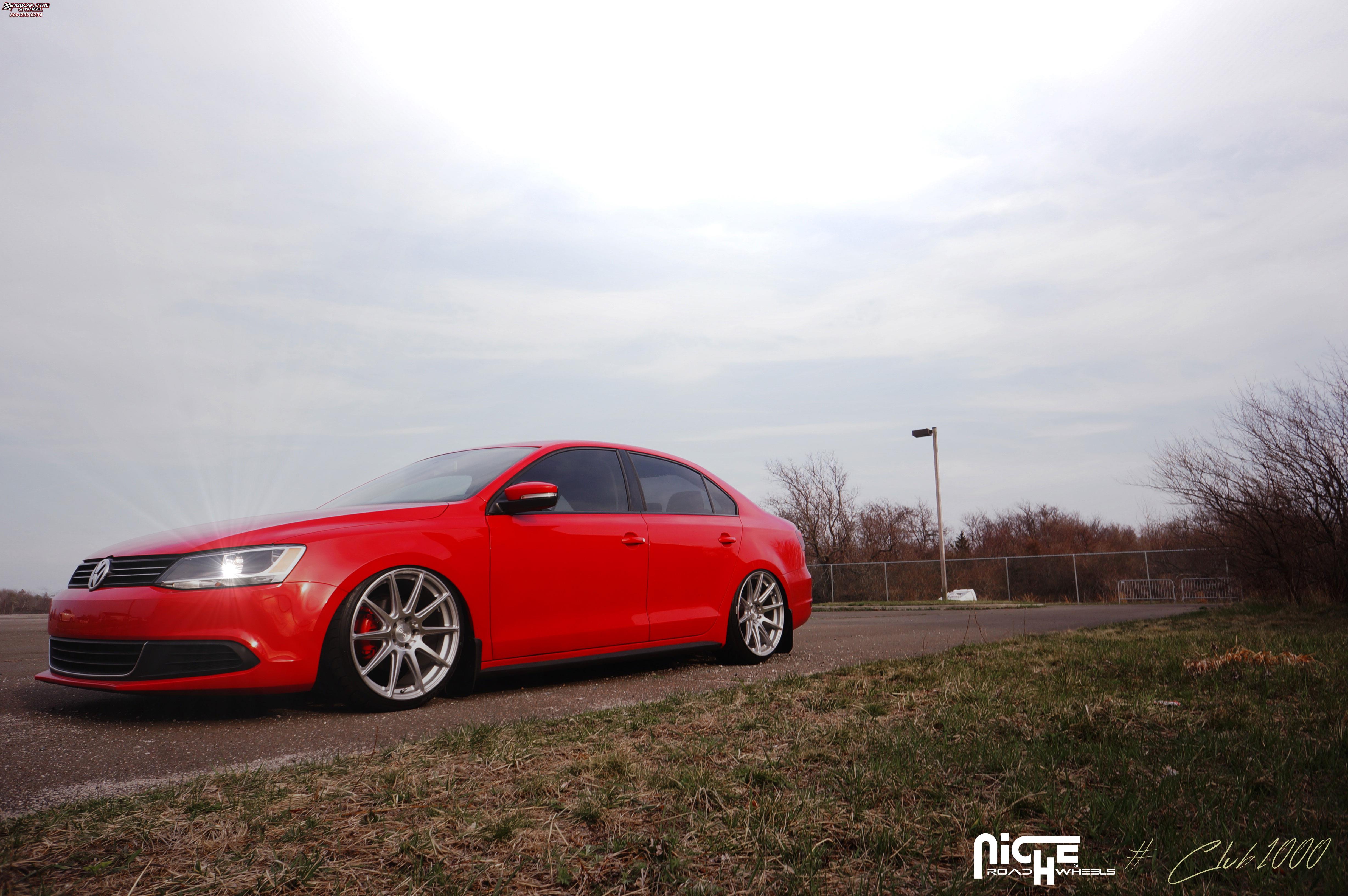 vehicle gallery/volkswagen jetta niche essen m146 19x85  Silver & Machined wheels and rims