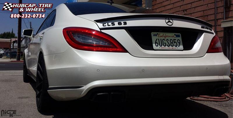 vehicle gallery/mercedes benz cls63 niche targa m130 20x85 Black & Machined with Dark Tint wheels and rims