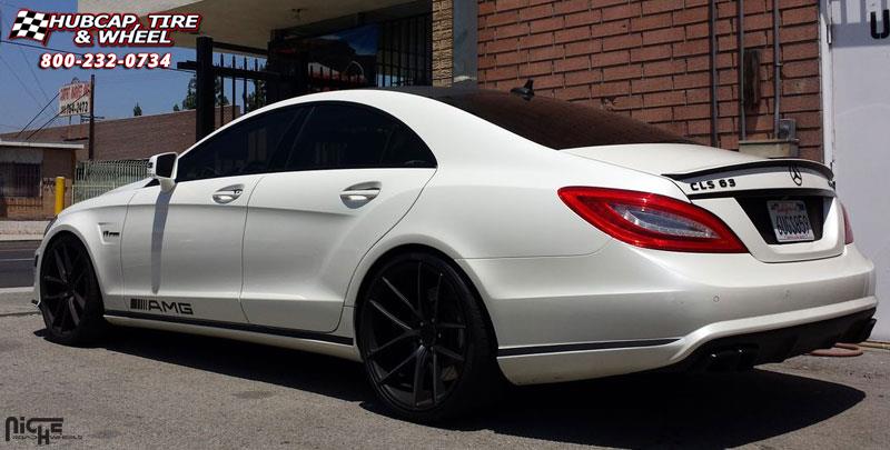vehicle gallery/mercedes benz cls63 niche targa m130 20x85 Black & Machined with Dark Tint wheels and rims