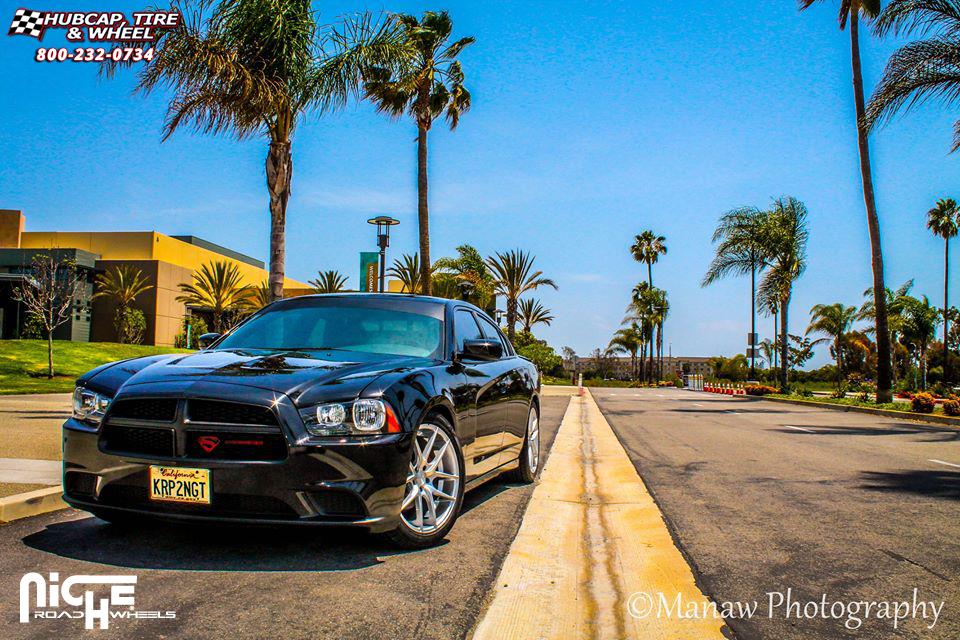 vehicle gallery/dodge charger niche targa m131 20x85  Silver & Machined wheels and rims