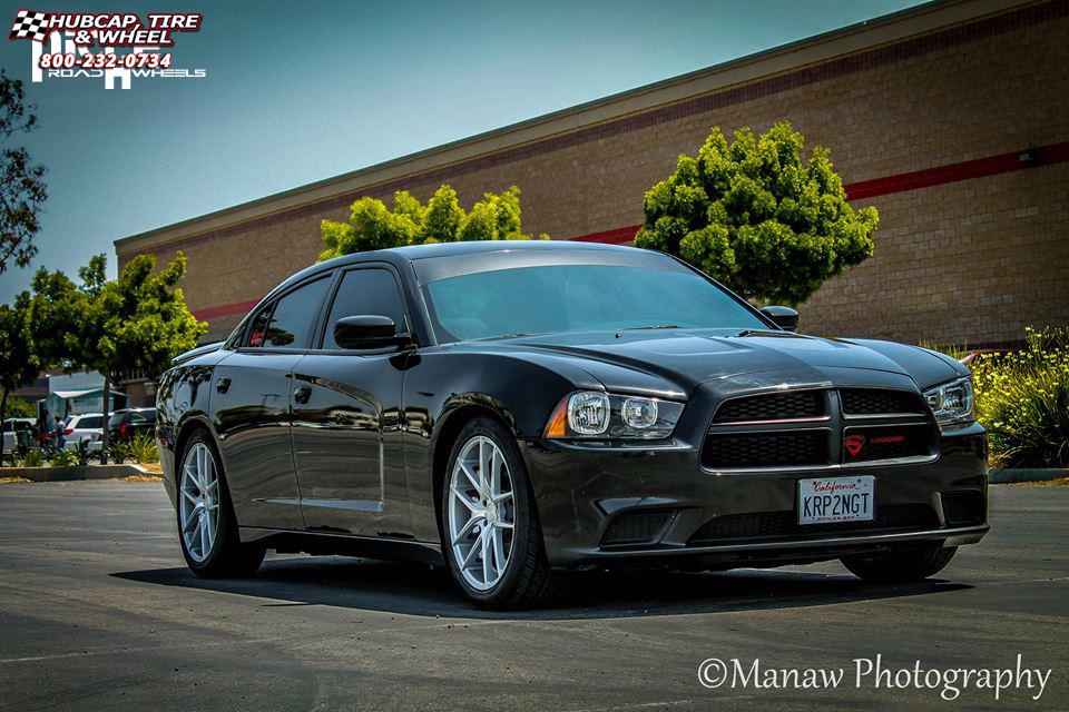 vehicle gallery/dodge charger niche targa m131 20x85  Silver & Machined wheels and rims