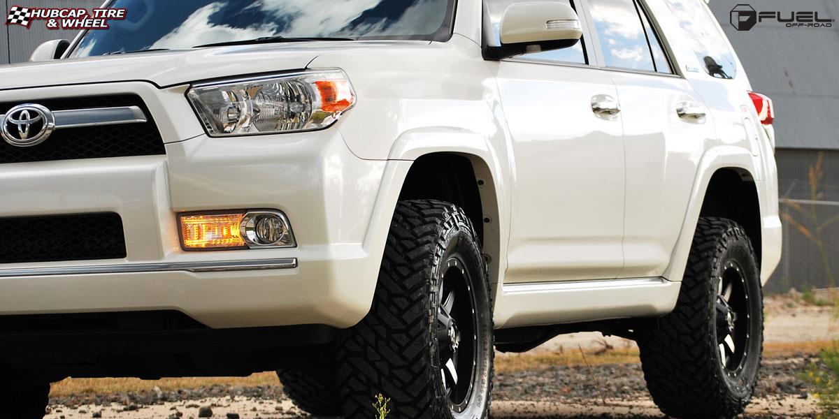 vehicle gallery/toyota 4 runner fuel maverick d537 17X9 Matte Black & Machined Face wheels and rims