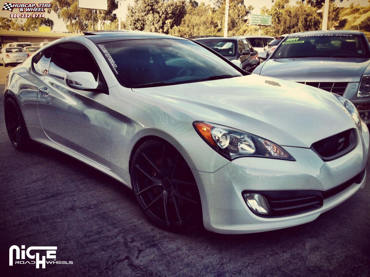 vehicle gallery/hyundai genesis niche targa m130  Black & Machined with Dark Tint wheels and rims