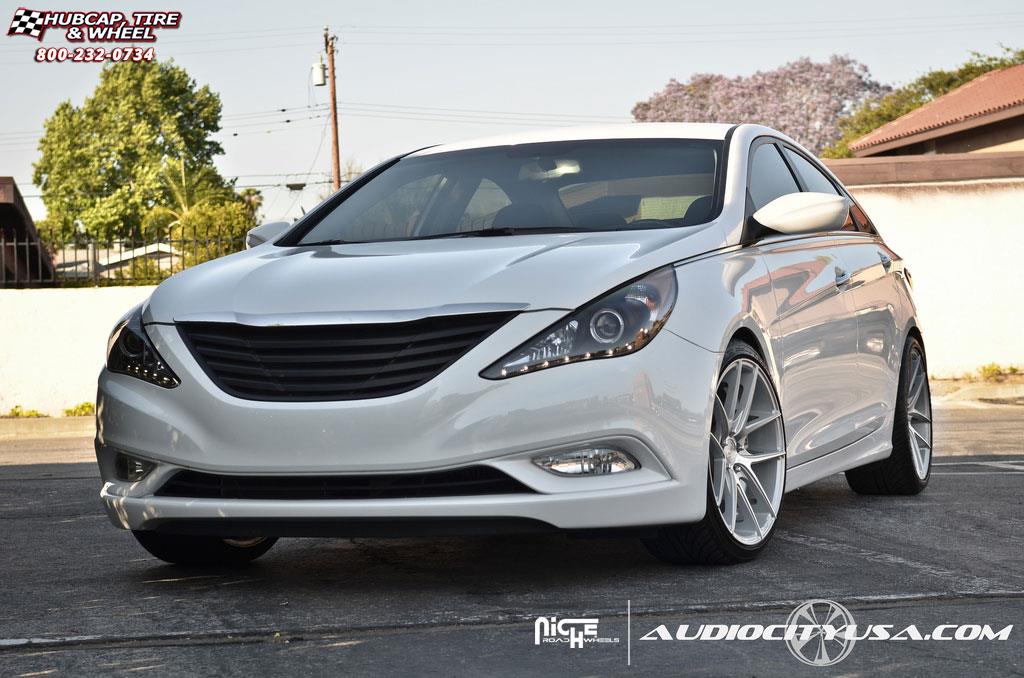 vehicle gallery/hyundai sonata niche targa m131  Silver & Machined wheels and rims