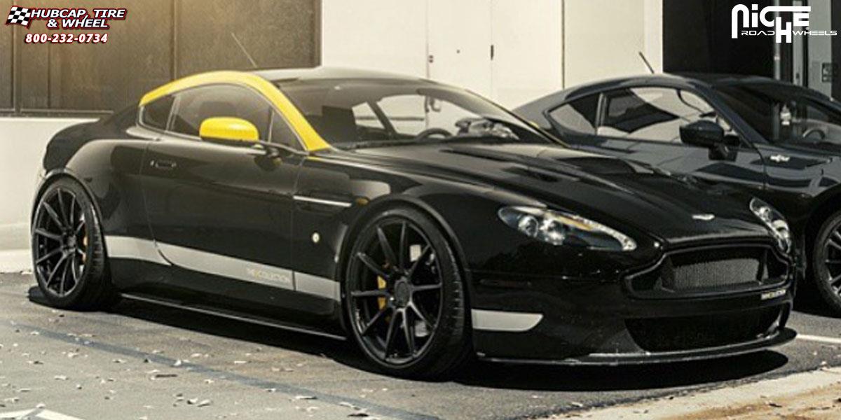  Aston Martin Vantage