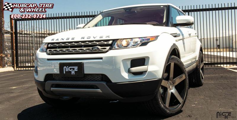 vehicle gallery/land rover evoque niche milan m134 suv 22x10 Black & Machined with Dark Tint wheels and rims