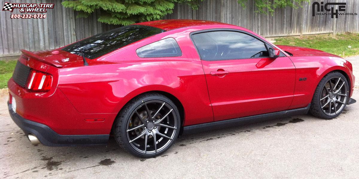 vehicle gallery/ford mustang niche targa m129 20x85  Anthracite wheels and rims