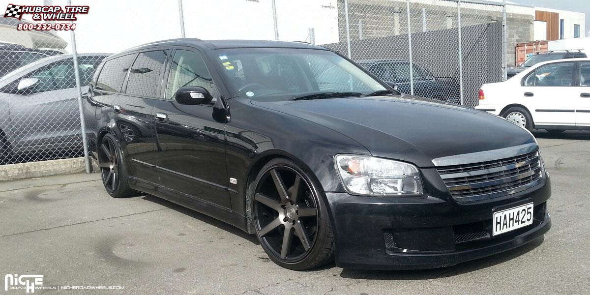  Nissan Stagea