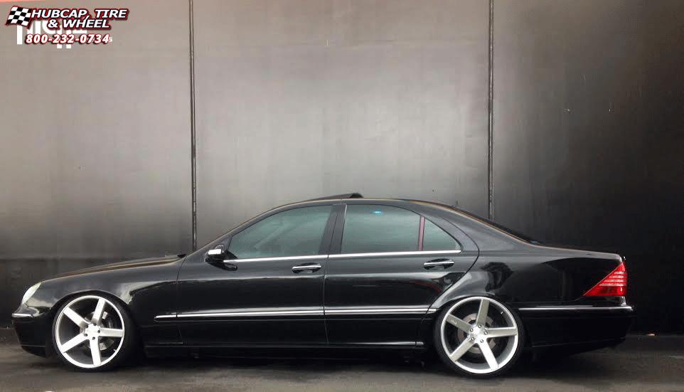 vehicle gallery/mercedes benz s500 niche milan m135  Silver with Machine Cut Face wheels and rims