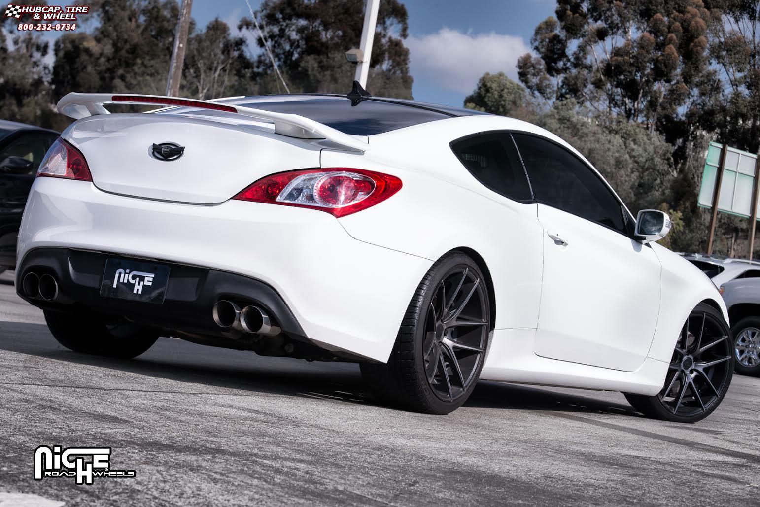 vehicle gallery/hyundai genesis niche targa m130  Black & Machined with Dark Tint wheels and rims