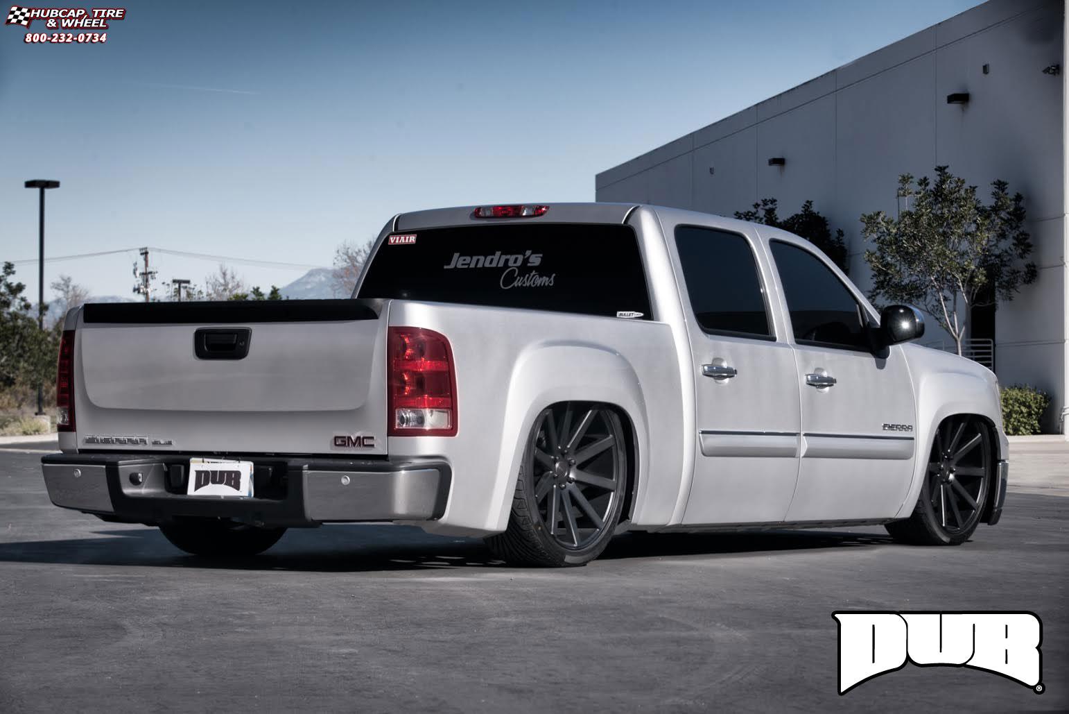 vehicle gallery/gmc sierra dub shot calla s121  Black & Machined with Dark Tint wheels and rims