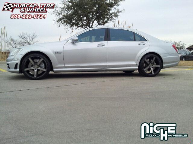 vehicle gallery/mercedes benz s63 amg niche milan m134  Black & Machined with Dark Tint wheels and rims