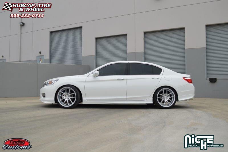 vehicle gallery/honda accord niche targa m131 20x85  Silver & Machined wheels and rims