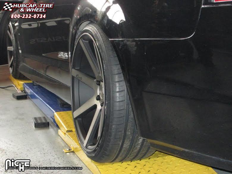 vehicle gallery/holden commodore niche verona m150  Black & Machined with Dark Tint wheels and rims